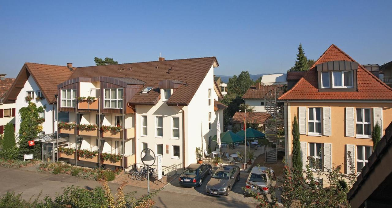 Akzent Hotel Atrium Baden Бад-Кроцинген Экстерьер фото
